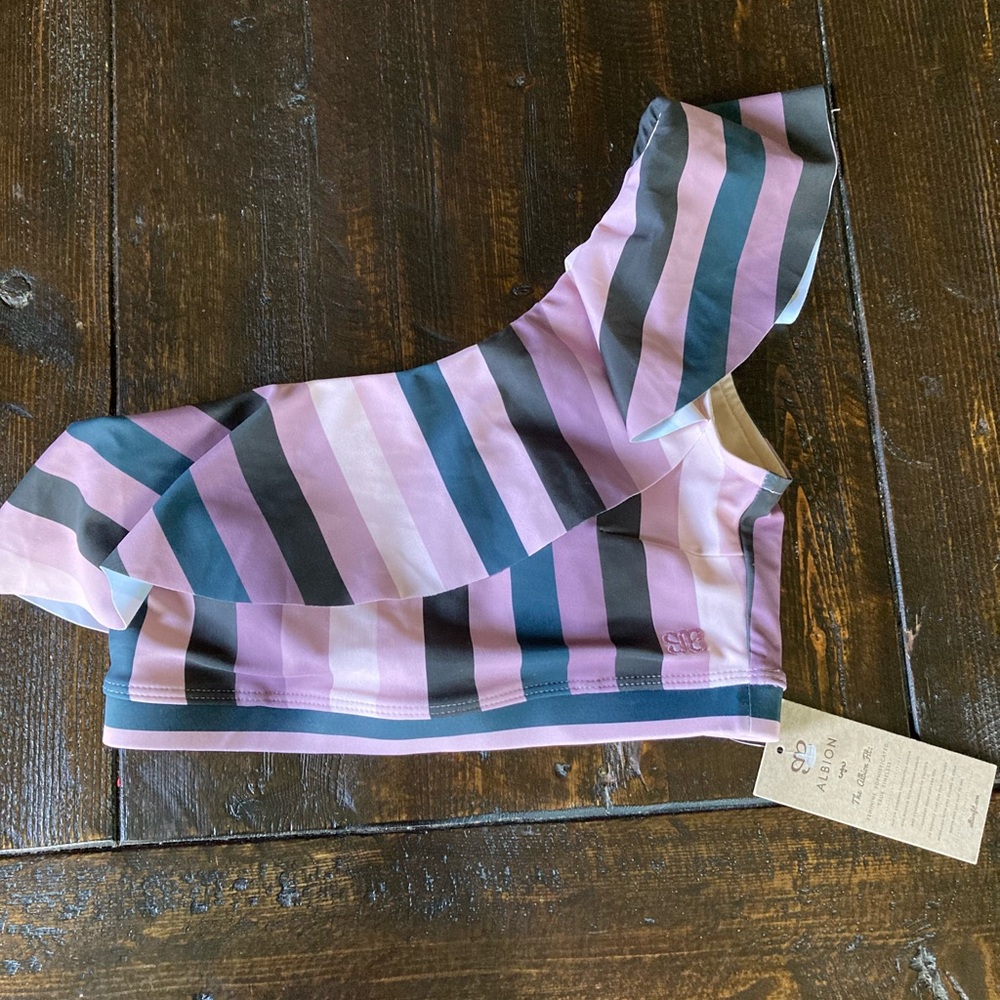Albion Fit icon wave top